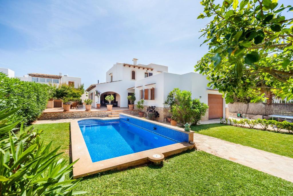 Villa Dos Estels