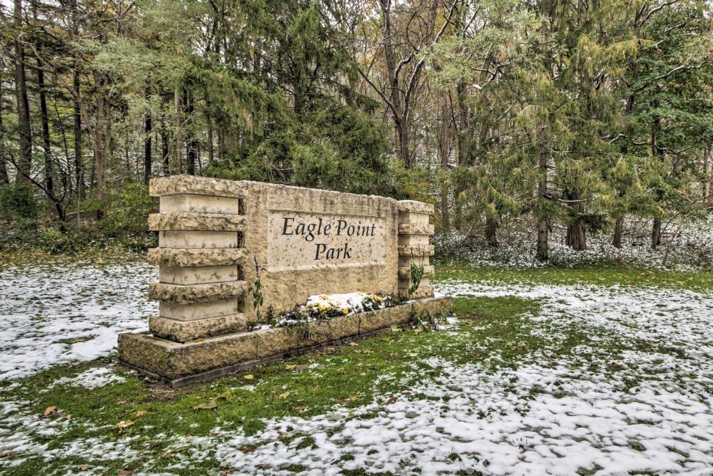 Renovated Historic Home Less Than 1 Mile to Eagle Point! (Dubuque)