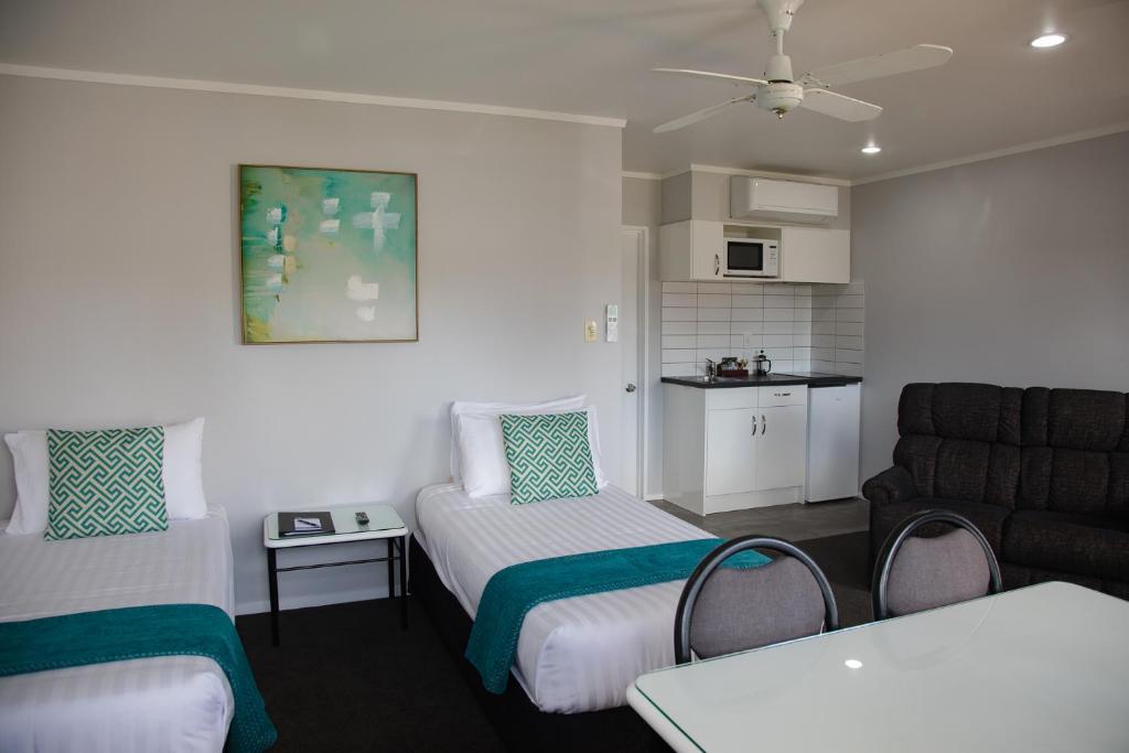 BKs Palm Court Motor Lodge