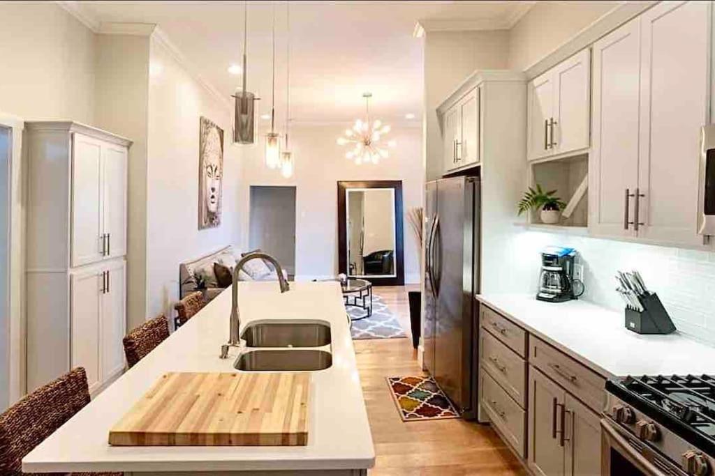 Modern/ parking/Eden Park/near Downtown/ FCC
