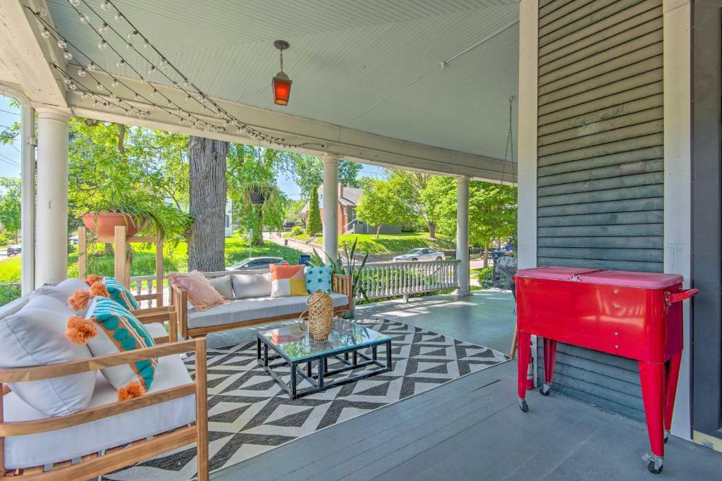 Epic Idyllic Abode with Porch about 2 Mi to Downtown!