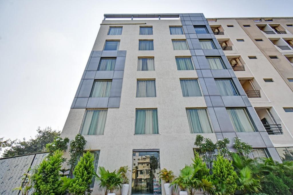 OYO Townhouse 866 Classio Suites