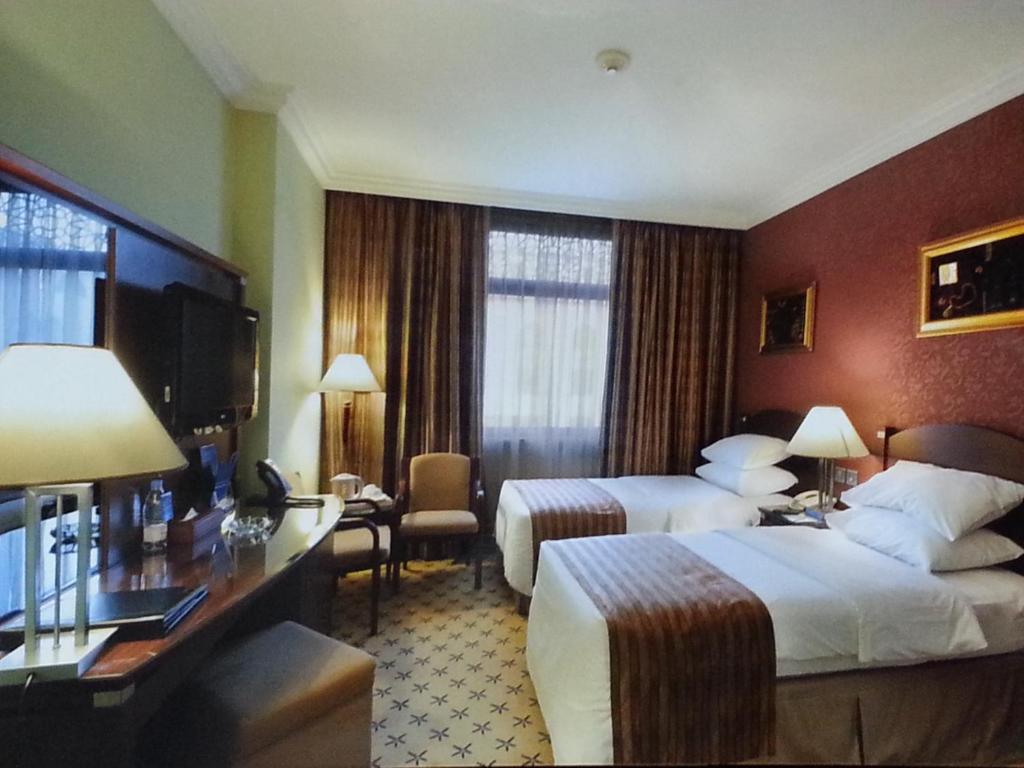 LEADER Al Muna Kareem Hotel
