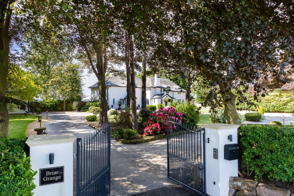 Self contained accommodation near Delamere forest (Oakmere) 