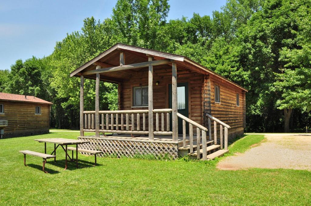 Fremont RV Campground Cottage 28 (Fremont)