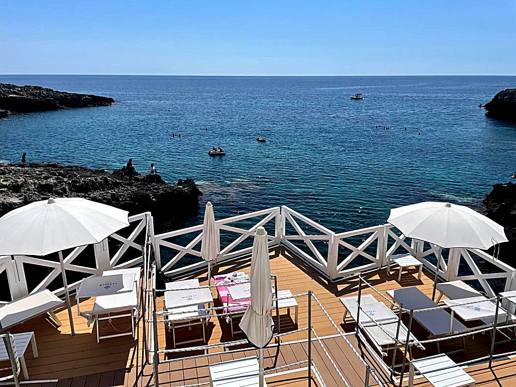 Lo Scalo bed and breakfast Marina di Novaglie
