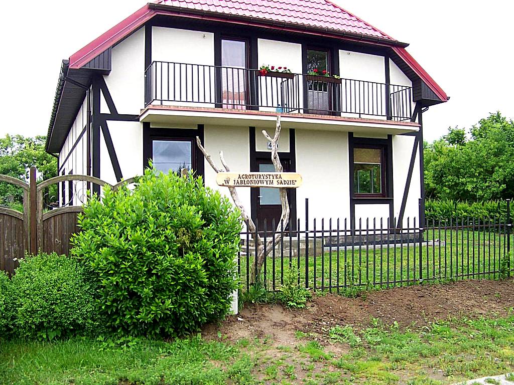 Agroturystyka W Jabłoniowym Sadzie (Jeżyce)