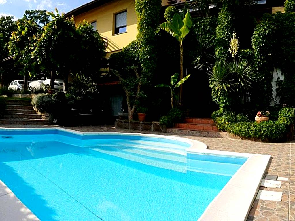 Apart-Villa Roma