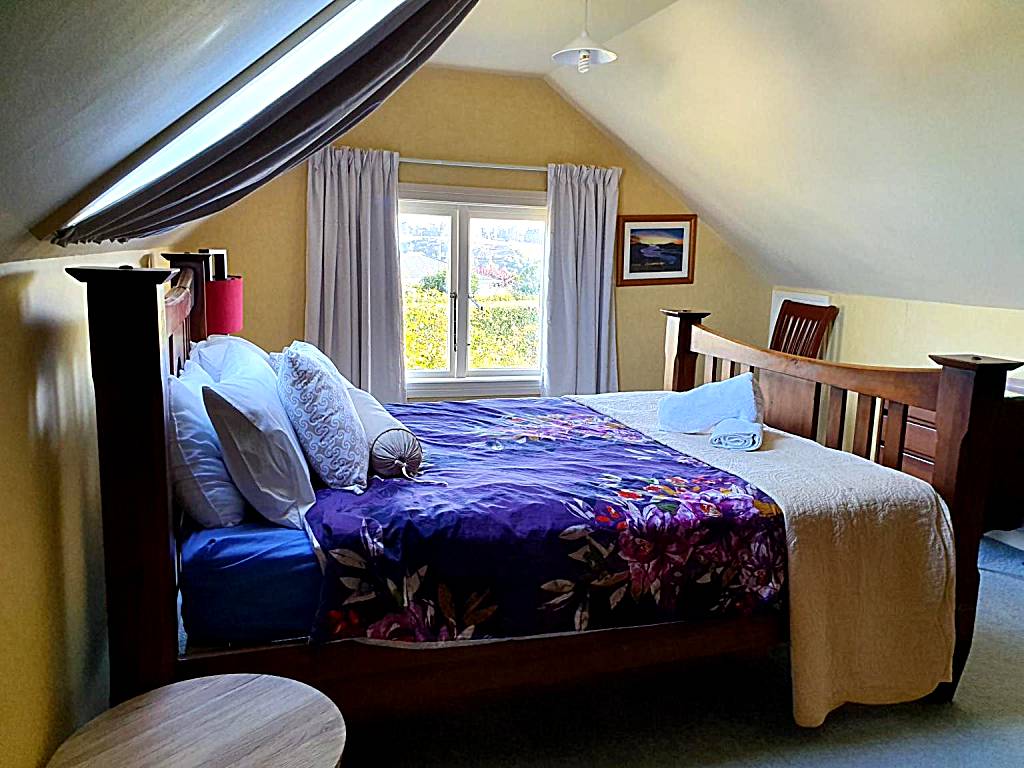 Century House Bed and Breakfast accommodation