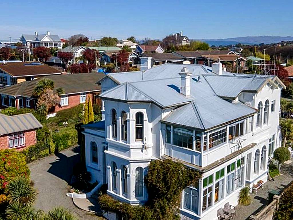 Braemar House