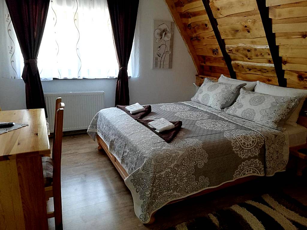 Rustic Lodge Plitvice 1