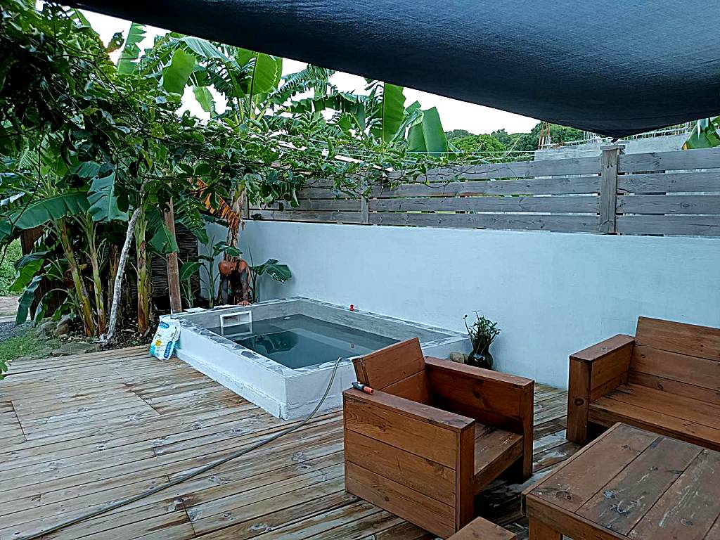 Bois Jolan Surf Camp