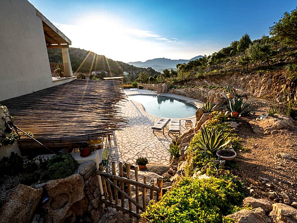 Casa Stones B&B (Cugnana) 