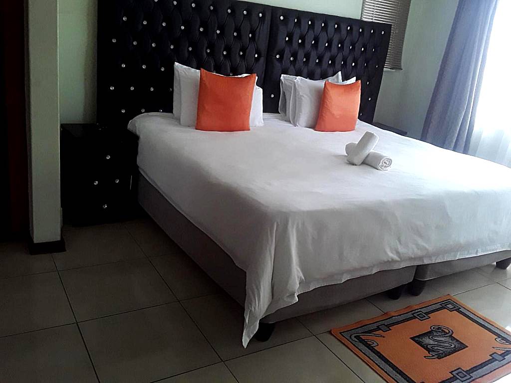 Kuyasa guesthouse