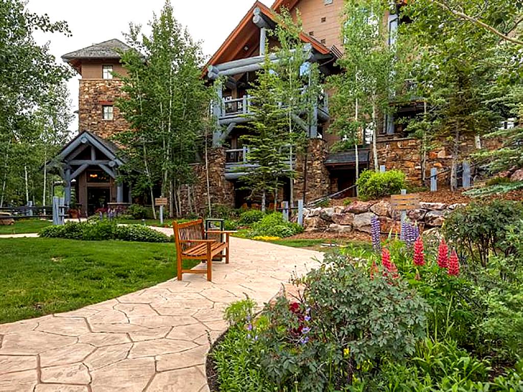 Bachelor Gulch Village (Avon)