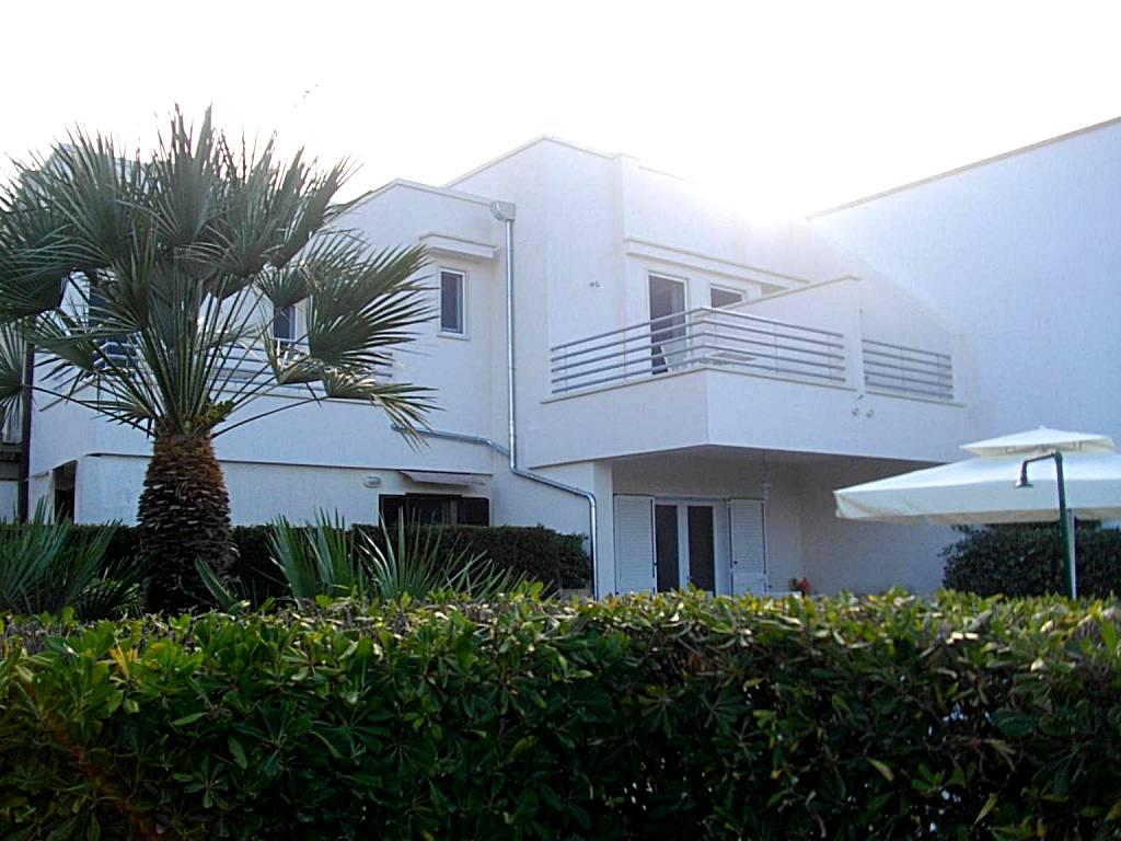 B&B Villa Cinzia (Torre Santa Sabina) 