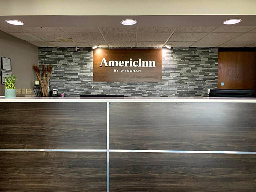 AmericInn by Wyndham Stuart (Stuart) 