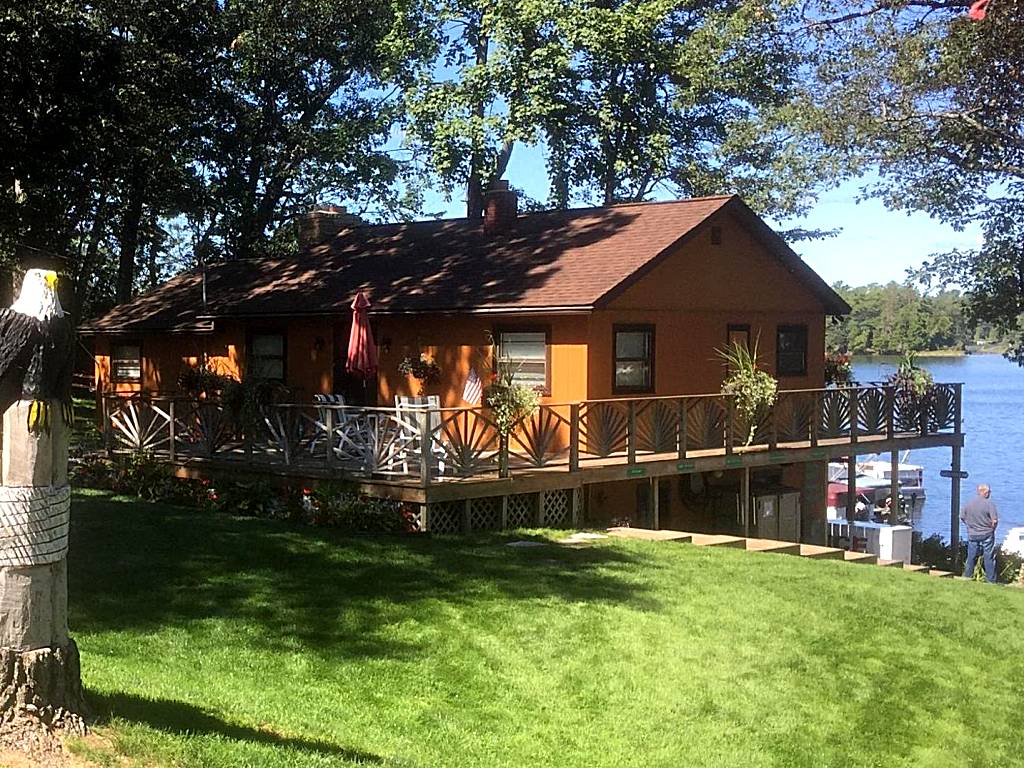 Clear Lake Resort (West Branch)